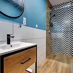 Διαμέρισμα Poddabek Comfort I Z Tarasem Na Dachu, Ogrodkiem, Basenem Zewnetrznym I Wewnetrznym, Sala Zabaw I Animacjami