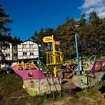 Poddabek Comfort I Z Tarasem Na Dachu, Ogrodkiem, Basenem Zewnetrznym I Wewnetrznym, Sala Zabaw I Animacjami Διαμέρισμα Poddąbie