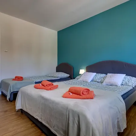 Poddabek Comfort I Z Tarasem Na Dachu, Ogrodkiem, Basenem Zewnetrznym I Wewnetrznym, Sala Zabaw I Animacjami Appartement *
