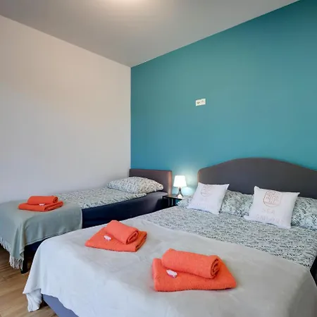 Poddabek Comfort I Z Tarasem Na Dachu, Ogrodkiem, Basenem Zewnetrznym I Wewnetrznym, Sala Zabaw I Animacjami