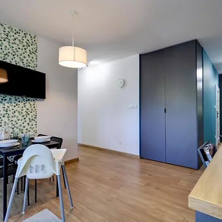 Poddabek Comfort I Z Tarasem Na Dachu, Ogrodkiem, Basenem Zewnetrznym I Wewnetrznym, Sala Zabaw I Animacjami Apartment *
