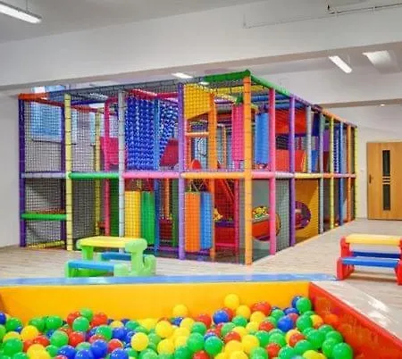 Poddabek Comfort I Z Tarasem Na Dachu, Ogrodkiem, Basenem Zewnetrznym I Wewnetrznym, Sala Zabaw I Animacjami Poddąbie