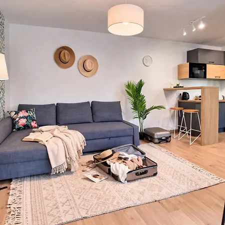 Poddabek Comfort I Z Tarasem Na Dachu, Ogrodkiem, Basenem Zewnetrznym I Wewnetrznym, Sala Zabaw I Animacjami Appartement