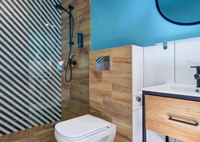 Poddabek Comfort I Z Tarasem Na Dachu, Ogrodkiem, Basenem Zewnetrznym I Wewnetrznym, Sala Zabaw I Animacjami Поддомбе