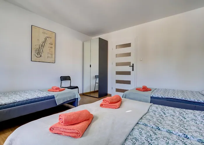 Poddabek Comfort I Z Tarasem Na Dachu, Ogrodkiem, Basenem Zewnetrznym I Wewnetrznym, Sala Zabaw I Animacjami * Поддомбе